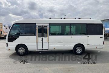 2006 Toyota Coaster 50 Series Bus