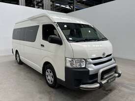 2018 Toyota Hiace  Petrol - picture0' - Click to enlarge