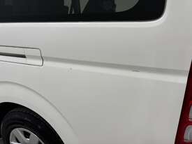2018 Toyota Hiace  Petrol - picture1' - Click to enlarge