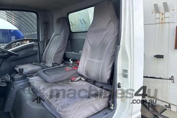 2019 Isuzu NQR 87-190 Service Body