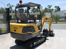 New Yuchai YC18-8 1.8ton Mini Excavator - picture0' - Click to enlarge