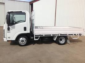 2009 ISUZU NLR 200 TRAY TOP - picture1' - Click to enlarge