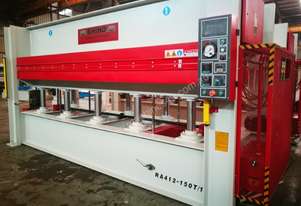 LARGE SINGLE DAYLIGHT HOT PRESS 3800 X 1300MM X 150T IDEAL FOR BENCHTOPS
