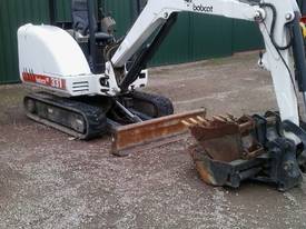 Bobcat Excavator 331 2 x buckets tilting mud Rub - picture2' - Click to enlarge