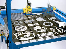 EASY TO USE CNC TABLE - PLASMACAM DHC2 - picture1' - Click to enlarge