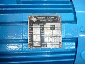 WESTERN ELECTRIC 15HP 3 PHASE ELECTRIC MOTOR/ 720R - picture0' - Click to enlarge
