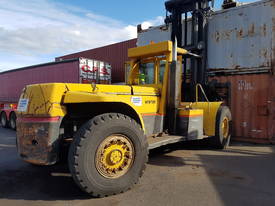 HYSTER FORKLIFT 30TON LIFT - picture2' - Click to enlarge