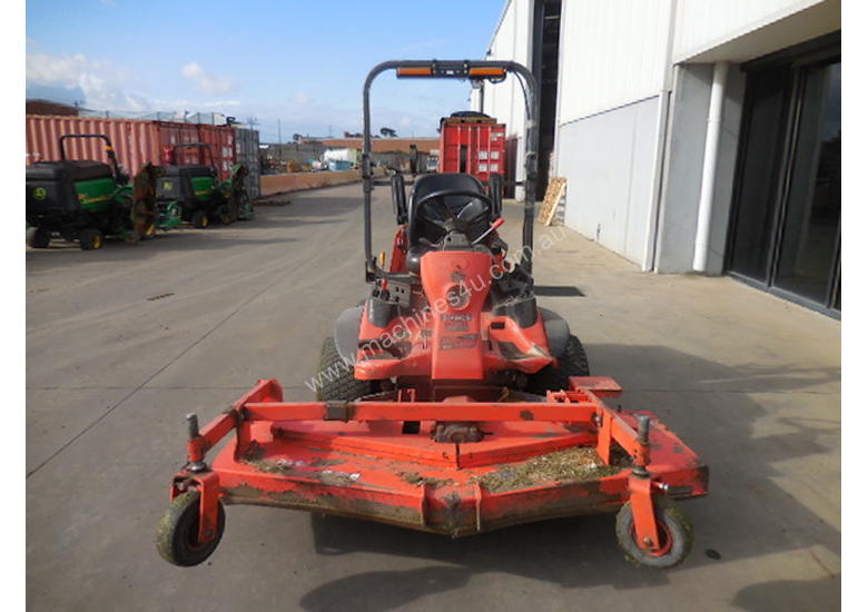 caption Kubota F3680 Mower