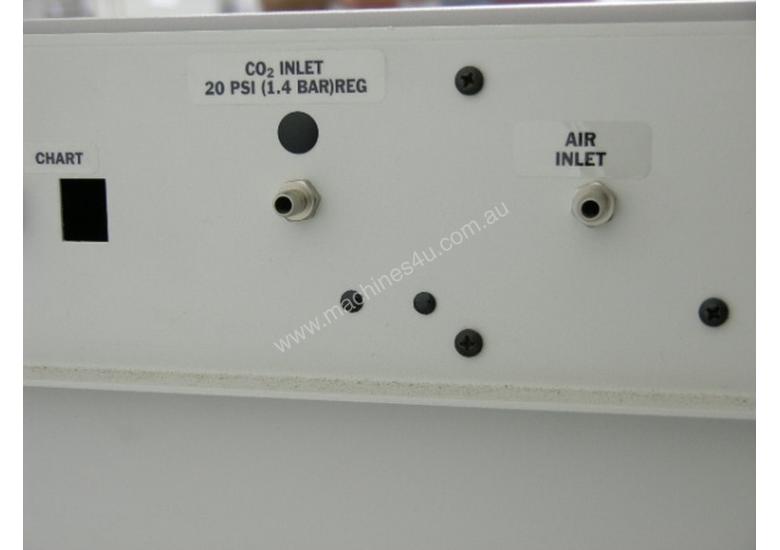 Used nuaire Used CO2 Incubator Lab Equipment for sale Laboratory