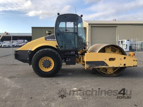 Volvo SD160 Vibrating Roller Roller/Compacting