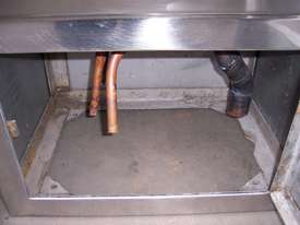 mortuary medical table - picture2' - Click to enlarge