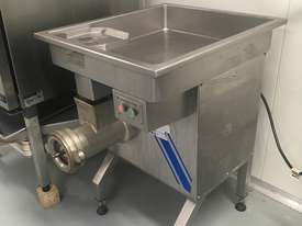 Tompson T42 Mincer - picture0' - Click to enlarge
