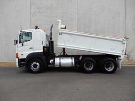 Hino FS -700 Series Tipping tray Truck - picture0' - Click to enlarge