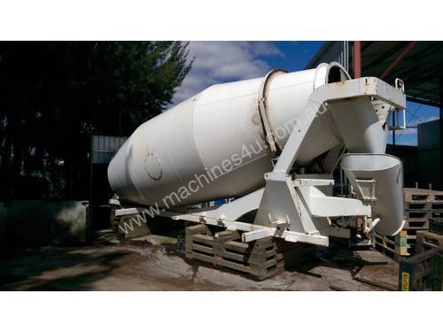 Near new large stationary mixer for cement, soil or potting mix