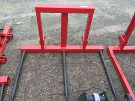TWM 3 TYNE Bale Forks Hay/Forage Equip - picture0' - Click to enlarge