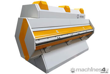 RAS XL Center - Folding center for roof and wall profiles