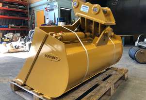 GARDNER ENGINEERING - Australian Made 5 Tonne Tilting Mud bucket
