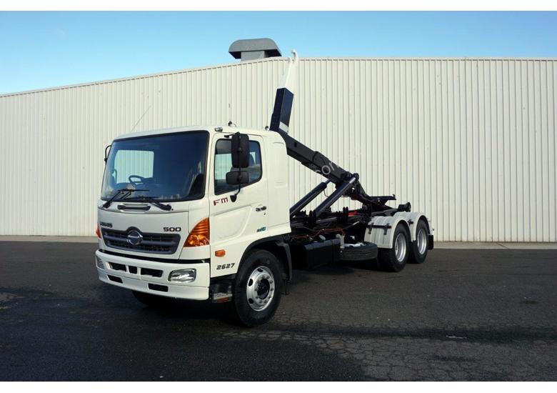 caption 2008 Hino FM 2627 16 Ton Hooklift Truck