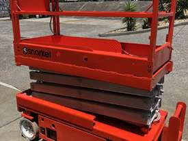 Snorkel S1930 scissor lift - picture1' - Click to enlarge