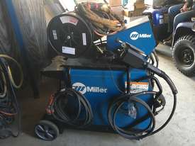 Miller pipeworx 400 - picture0' - Click to enlarge