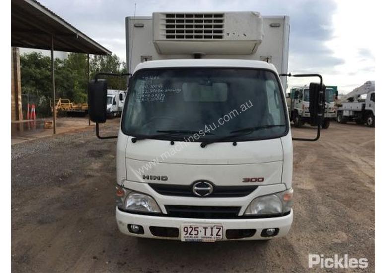 caption 2013 Hino 300 616