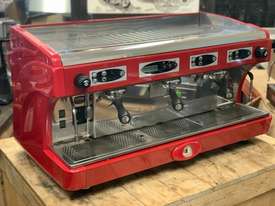 ASTORIA CALYPSO 3 GROUP RED ESPRESSO COFFEE MACHINE - picture2' - Click to enlarge