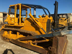 Komatsu D65E-8 Std Tracked-Dozer Dozer - picture0' - Click to enlarge