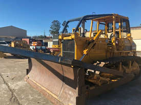 Komatsu D65E-8 Std Tracked-Dozer Dozer - picture2' - Click to enlarge