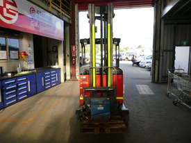 Linde R14 Electric 1.4 Tonne Forklift with Charger (GA1088) - picture2' - Click to enlarge