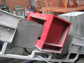 Large Incline Conveyor with Metal Detector - 5m - picture1' - Click to enlarge