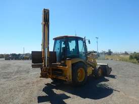 Komatsu WB93R-5 - picture1' - Click to enlarge