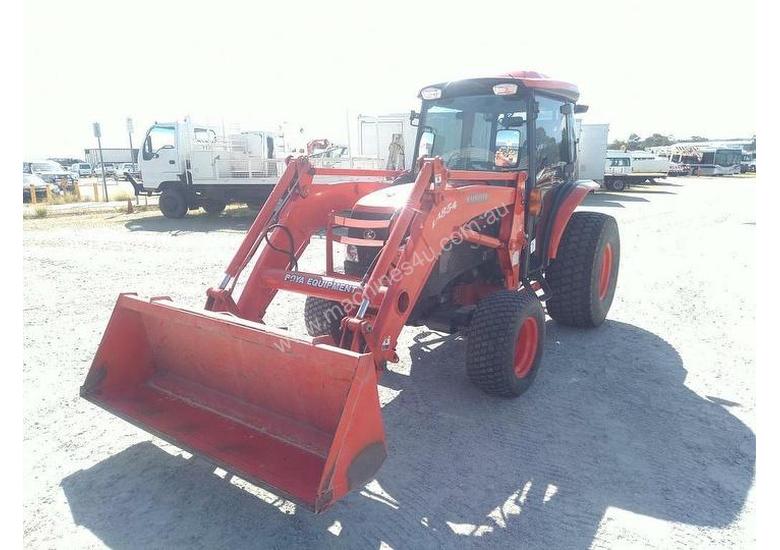 Used Kubota L5740 4WD Tractors 079hp in PERTH+INTERNATIONAL+AIRPORT, WA