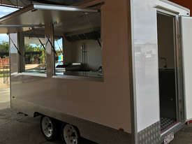 Maxi Food Trailer - Turnkey, Ready To Go - picture0' - Click to enlarge