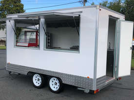 Maxi Food Trailer - Turnkey, Ready To Go - picture1' - Click to enlarge