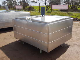 STAINLESS STEEL TANK, MILK VAT 1400 LT - picture0' - Click to enlarge