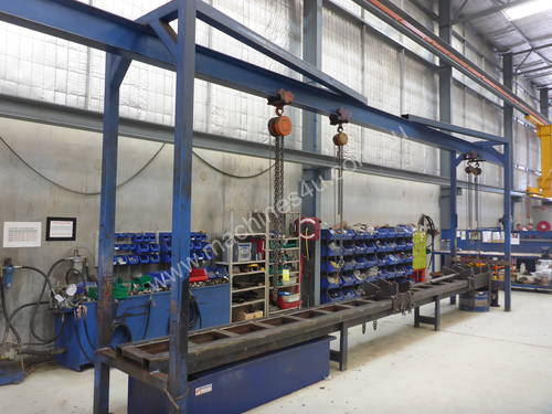  Custom Built 8m Hydraulic Cylinder Strip and Assembly Bench (PI09)