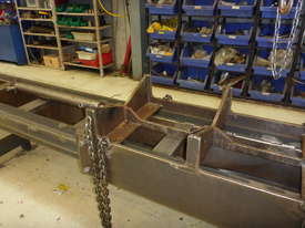  Custom Built 8m Hydraulic Cylinder Strip and Assembly Bench (PI09) - picture2' - Click to enlarge