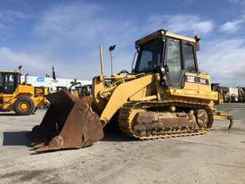 Caterpillar 953C Track Loader - picture2' - Click to enlarge