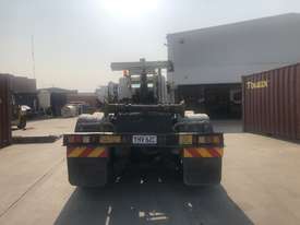 2011 Iveco 2350 Hooklift Truck - picture1' - Click to enlarge
