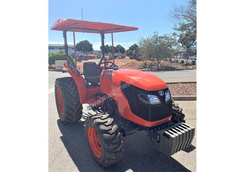 caption Kubota MX5100 4 x 4 Tractor, 171 Hrs