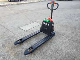 2.0t Lithium Ion Full Electric Power Pallet Truck - picture0' - Click to enlarge