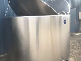4,000ltr Jacketed Steel Tank, Milk Vat - picture1' - Click to enlarge