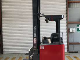 1.6T Battery Electric Sit Down Reach Truck - picture2' - Click to enlarge