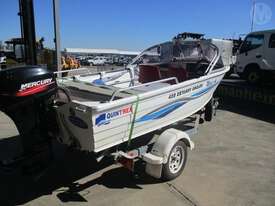 Quintrex 420 Estuary Angler - picture1' - Click to enlarge