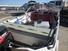 Quintrex 420 Estuary Angler - picture2' - Click to enlarge