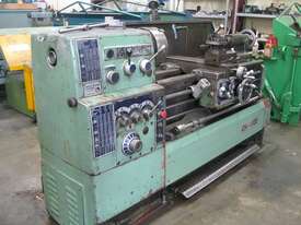 Taiwanese Geared Head Lathe 1200mm DBC  - picture0' - Click to enlarge