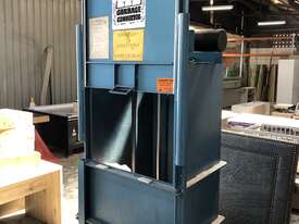 Garbage Compactor/Baler  - picture0' - Click to enlarge
