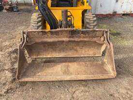 JCB Robot 160 Skidsteer  - picture1' - Click to enlarge