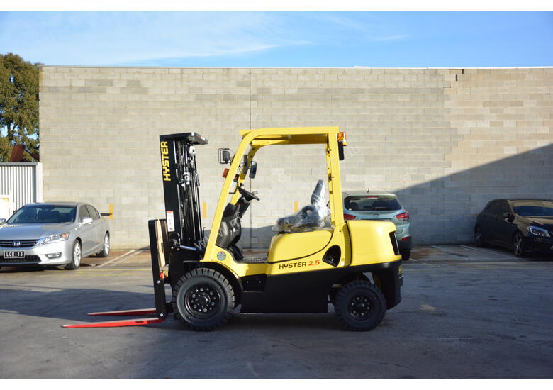 caption Brand New Hyster H2.5XT 2500kg Forklift
