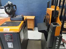 Toyota BT 2.5T Electric Pallet Mover  - picture1' - Click to enlarge